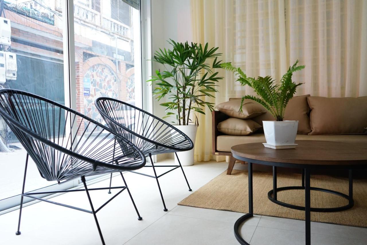 Lyn House - Service Apartment Hoang Quoc Viet Hanoi Exterior photo